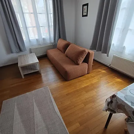 Au Coeur De *